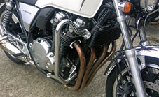 エンジンガード